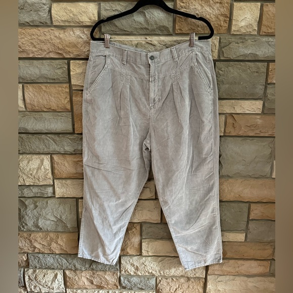 AMERICAN EAGLE CORDUROY PANTS - Picture 1 of 5